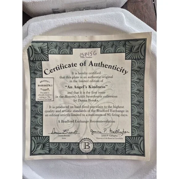 An Angels Kindness Collector Plate By Donna Brooks - Picture 3 of 4